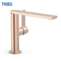 Mitigeur avec manette latérale pour lavabo Or Rose Mat 24K - TRES 21120501OPM